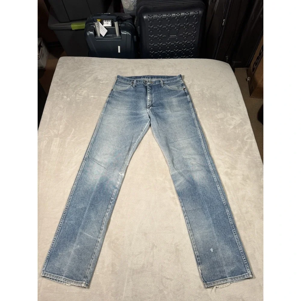 Vintage Wrangler 13mwz Jeans Size 32x34 Faded Distressed MADE IN USA